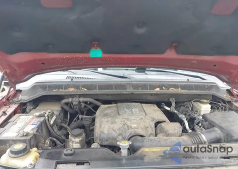 2015 Nissan Armada Platinum/Sl/Sv z USA, uszkodzony, nr VIN 5N1AA0ND6FN600932